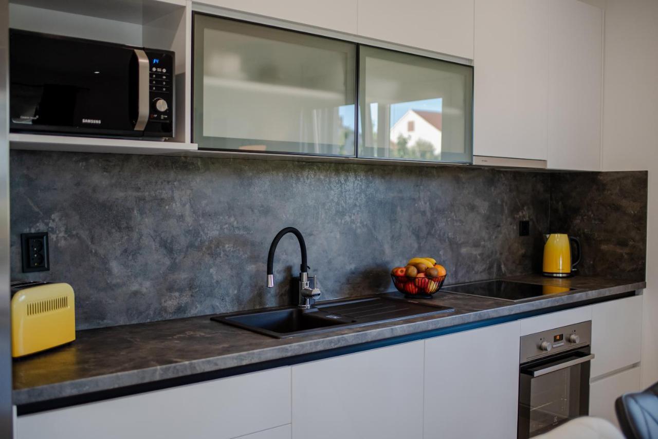 Villa Sportiva With Private Heated Pool